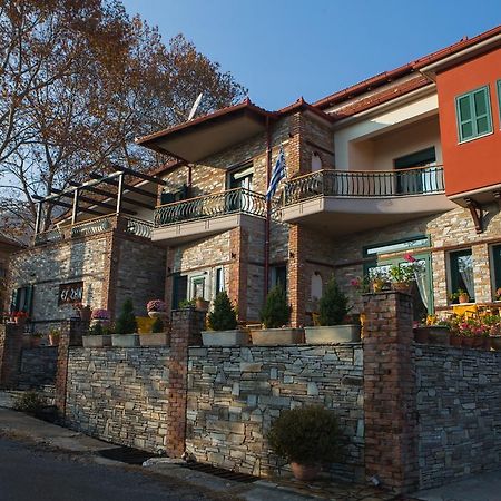 Evzin Hotel Loutraki  Exterior photo
