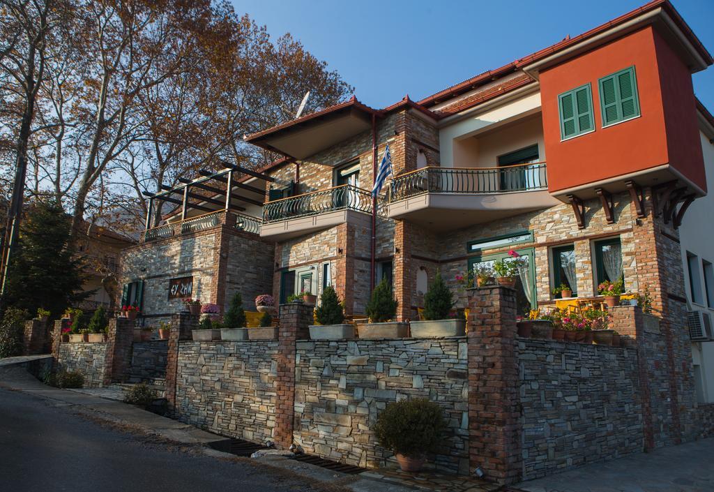 Evzin Hotel Loutraki  Exterior photo