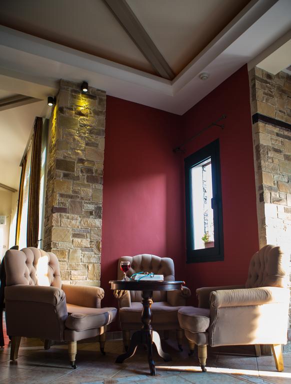 Evzin Hotel Loutraki  Exterior photo